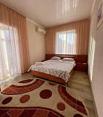 "Комфорт 2х-комнатный с изолированными комнатами и балконом" 6-местный