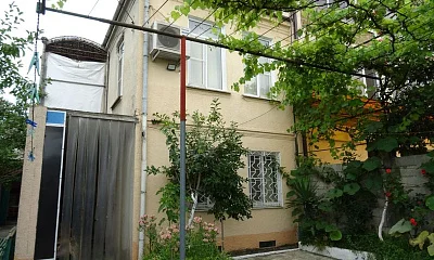 "У Рубена" гостевой дом, Сухум
