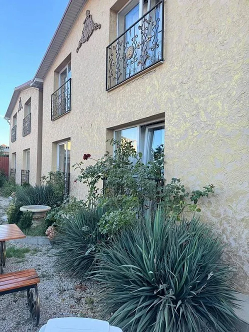 "Villa Leon" гостевой дом, Заозёрное Фото: 2 из 48