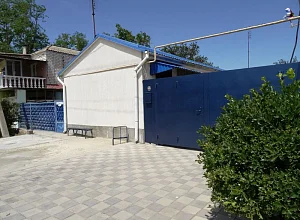 Дом  Заводская 1 Витязево