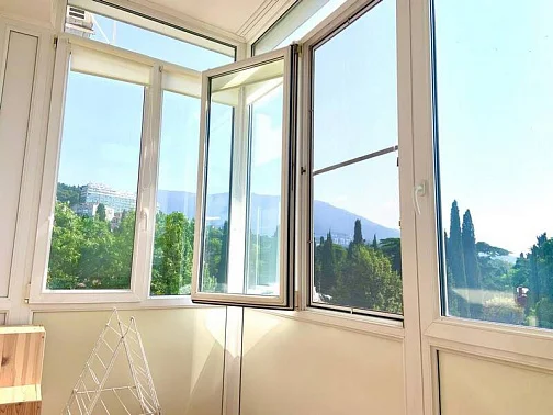 "Современная квартира в центре Ялты" 2х-комнатная квартира, Ялта Фото: 12 из 17