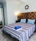 "Люкс с дизайнерским решением 1-комнатный" 5-местный