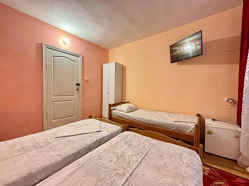 Эллинг Рыбацкий ЛГК-2, Лазаревское Фото: 14 из 27