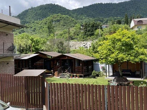 "СЕМЕЙНЫЙ" гостевой комплекс, Новый Афон Фото: 2 из 44