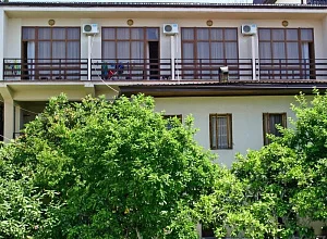 "Лазурный" гостевой дом Лоо