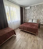 "3х-местный"