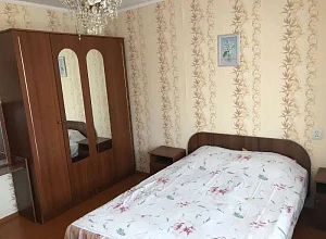 Отдых в Севастополе 3х-комнатная  Симонок 66 - квартиры забронировать