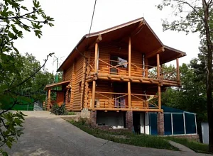 "Бревенчатый дом в лесу" 2 дома 