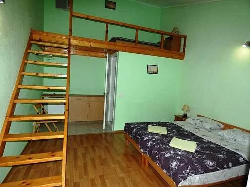 Гостевой дом Клары Цеткин 19, Феодосия Фото: 23 из 36