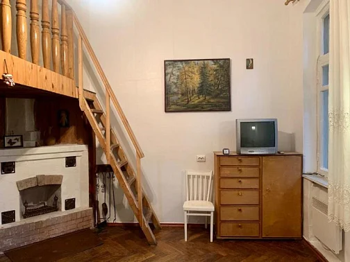 1-комнатная 2х-уровневая квартира Загородная 10/Б, Ялта Фото: 3 из 4