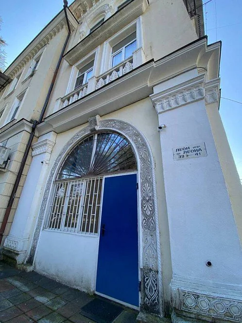 2х-уровневая квартира Леона 41 кв 1, Сухум Фото: 2 из 26
