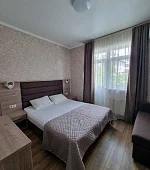 "Люкс 2х-комнатный с балконами"