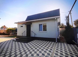 Дом  Таманский 11 Кучугуры