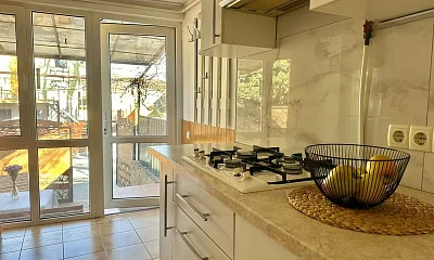 2х-комнатный дом под-ключ Пионерская 1, Евпатория Фото: 1 из 17