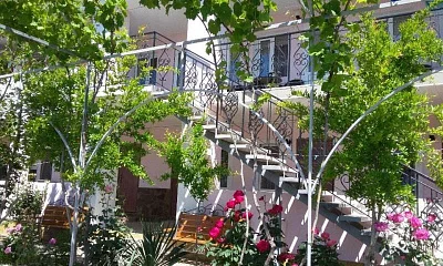 "Вилла Калина" мини-гостиница, Судак Фото: 1 из 4