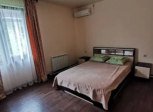 Этаж  Чайковского 10