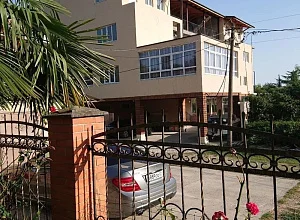 "Альха" гостевой дом Гудаута