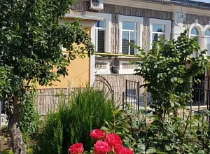 2х-комнатный дом  Щебетовская 10