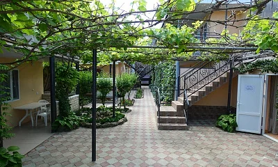 "Черноморский дворик" гостевой дом, Береговое Фото: 1 из 51
