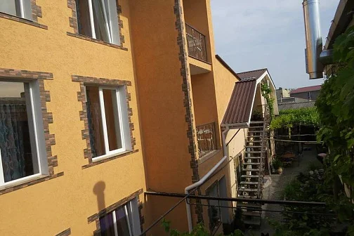 "Уютный уголок" частный сектор, Евпатория Фото: 3 из 51