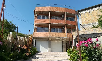 Гостевой дом Славянская 11, Орджоникидзе Фото: 1 из 28
