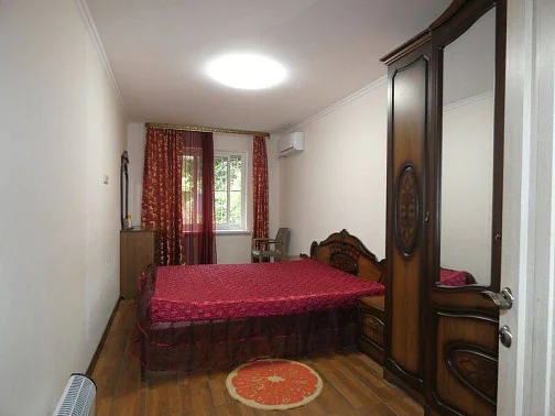 2х-комнатная квартира Агрба 3/2 кв 4, Пицунда Фото: 10 из 16