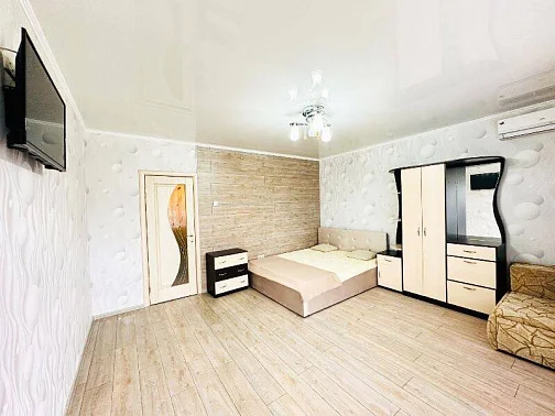 "С видом на море и горы" этаж под-ключ, Гурзуф Фото: 17 из 32