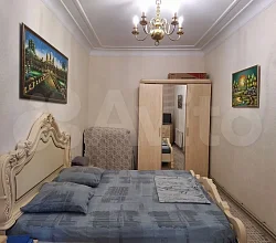 "С двором и парковкой" 2х-комнатная квартира