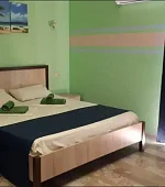 "Семейный полулюкс" (2 взрослых + 2 детей)