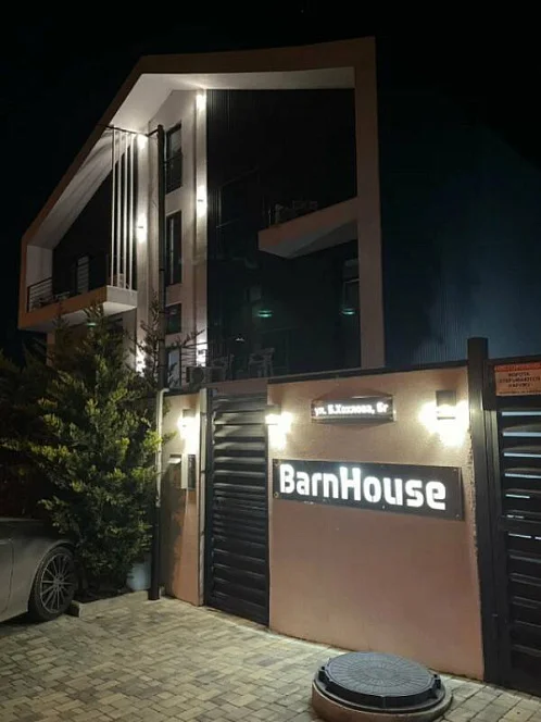 "Барнхаус" гостевой дом, Симферополь Фото: 3 из 34