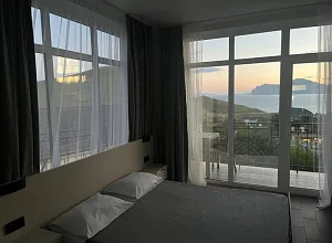 "Белый лебедь" гостевой дом Орджоникидзе