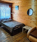 "Стандарт с террасой и видом на озеро" (19 кв.м.)