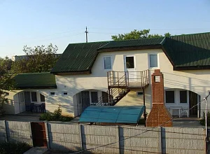 "Оазис"  дом Черноморское