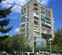 2-комнатная квартира Кирова 19