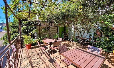 "У Натальи" частный сектор, Лазаревское Фото: 1 из 46