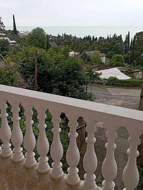 2х-комнатная квартира Черкесская 3, Гагра Фото: 3 из 14