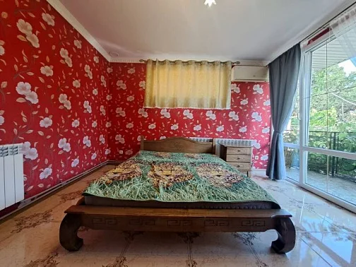 "На Бассейной" дом под-ключ, Ялта Фото: 16 из 24