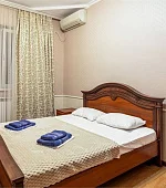 "Люкс с балконом" 2х-комнатный 4х-местный