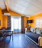 "Коттедж 3х-комнатный" 6-местный с завтраком полный пансион