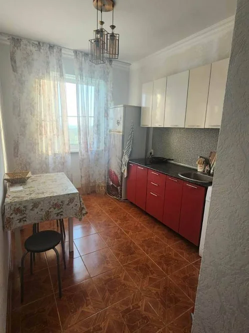 2х-комнатная квартира Лакоба 14 кв 15, Гагра Фото: 2 из 13