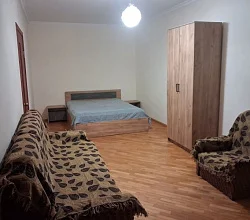 3х-комнатная квартира Агрба 37 кв 15