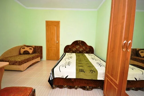 "Домик на Чехова" мини-гостиница, Феодосия, пгт Фото: 31 из 38
