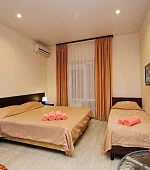 "3х-местный"