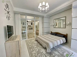 Ялта   Гагарина 9 - квартиры снять посуточно