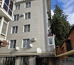 2х-комнатная квартира 8 Марта 13/1