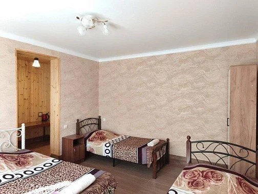 Мини-гостиница Осетинская 15, Гагра Фото: 43 из 51