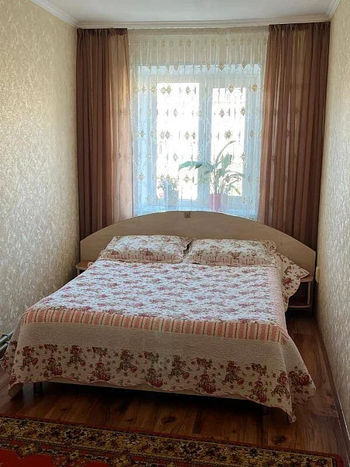 3х-комнатная квартира Ленина 11, Орджоникидзе Фото: 8 из 9