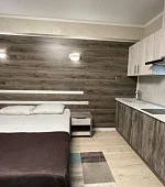 "Апартаменты с кухней и балконом"