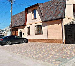 &quot;На Белогубца&quot; гостевой дом