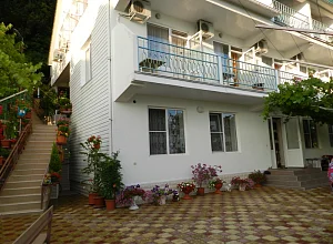 "На Астраханской" гостевой дом Лоо